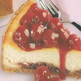 CHEESCAKE (ou CHEESE-CAKE) AUX CERISES